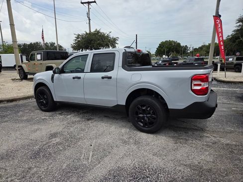 Used 2025 Ford Maverick XL w/ Equipment Group 102A AWD/4WD image 9