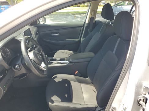 Used 2022 Nissan Sentra SV w/ Trunk Package image 16