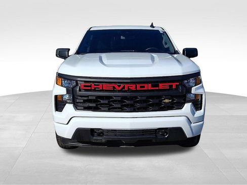 Used 2024 Chevrolet Silverado 1500 Custom RWD image 2