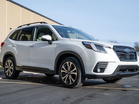 Used 2024 Subaru Forester Limited image 2