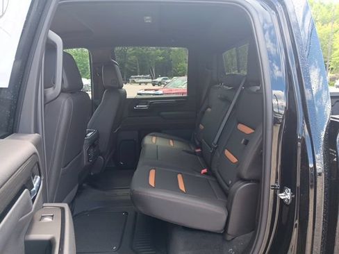 New 2026 GMC Sierra 2500 AT4 AWD/4WD image 7