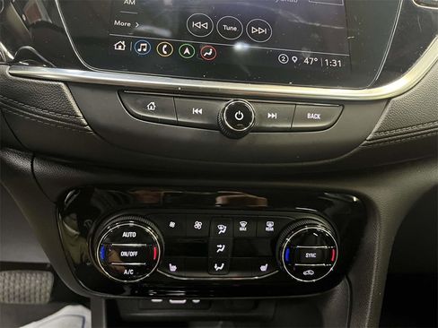 Used 2021 Buick Encore GX Essence w/ Advanced Technology Package image 19