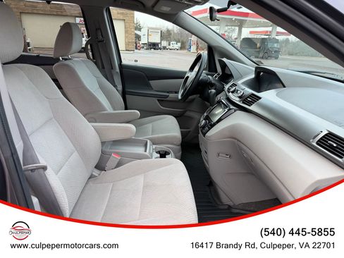 Used 2016 Honda Odyssey SE image 15