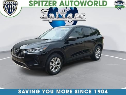 Used 2025 Ford Escape Active AWD/4WD image 4
