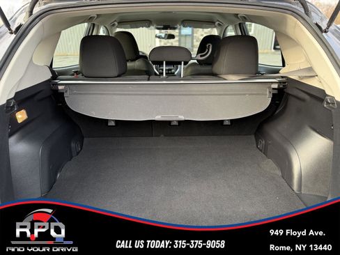 Used 2018 Subaru Impreza 2.0i Premium image 14