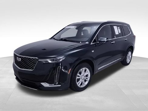 Used 2024 Cadillac XT6 Luxury w/ LPO, Floor Liner Package FWD image 5