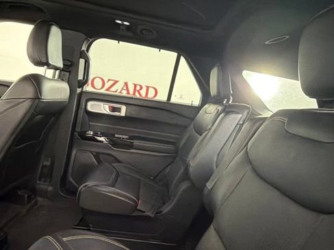 Used 2022 Ford Explorer ST w/ Equipment Group 401A AWD/4WD image 13