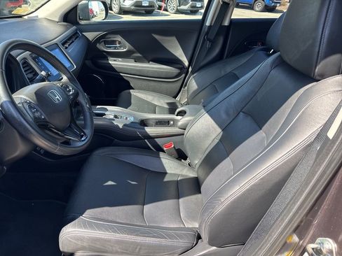 Used 2019 Honda HR-V EX-L image 10