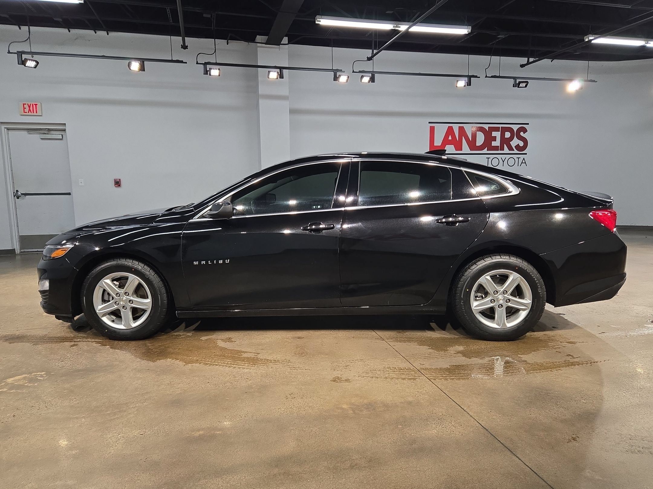 Used 2024 Chevrolet Malibu LT FWD image 4