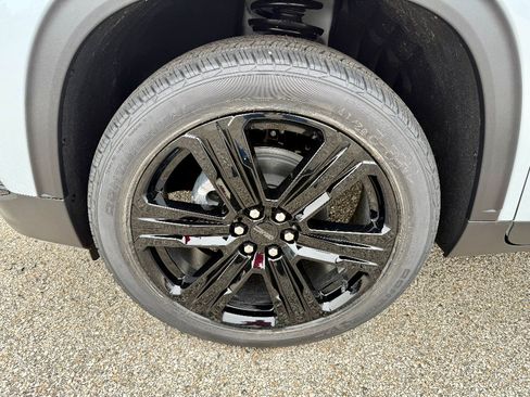 New 2026 GMC Acadia Elevation w/ Black Edition FWD image 9