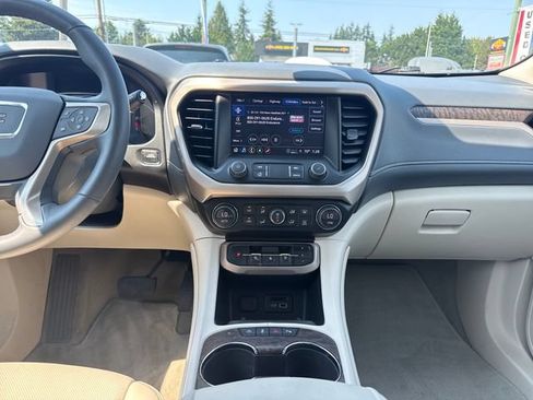 Used 2023 GMC Acadia Denali AWD/4WD image 25