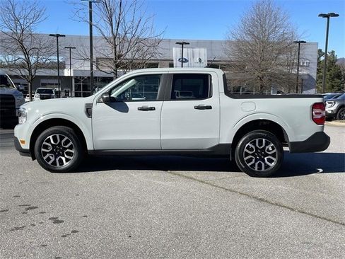 Certified 2024 Ford Maverick XL image 2