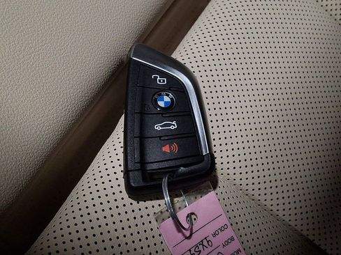 Used 2024 BMW X4 xDrive30i w/ Premium Package image 23