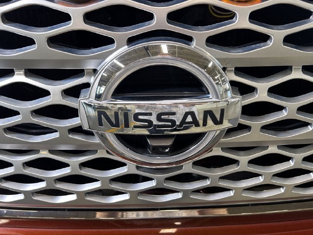 Used 2017 Nissan Titan Platinum Reserve AWD/4WD image 9