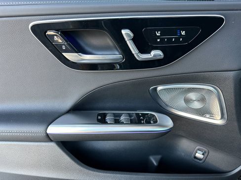 New 2025 Mercedes-Benz C 300 4MATIC Sedan image 10