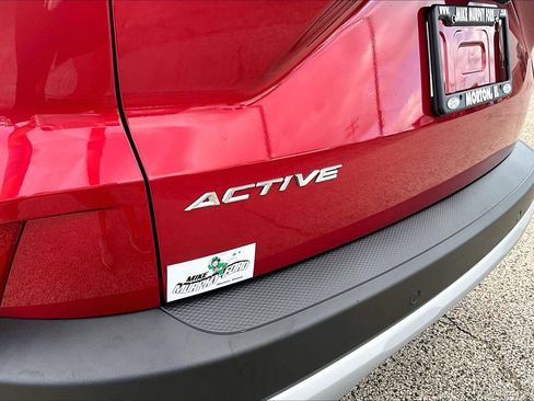 Used 2023 Ford Escape Active w/ Tech Pack #1 FWD image 8
