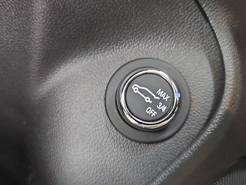 Used 2023 Buick Encore GX Select w/ Sport Touring Package AWD/4WD image 24