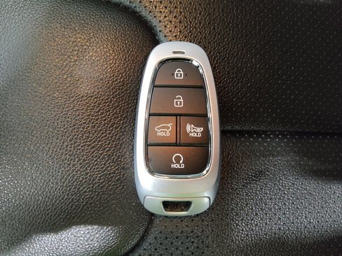 Used 2023 Hyundai Santa Fe XRT FWD image 32