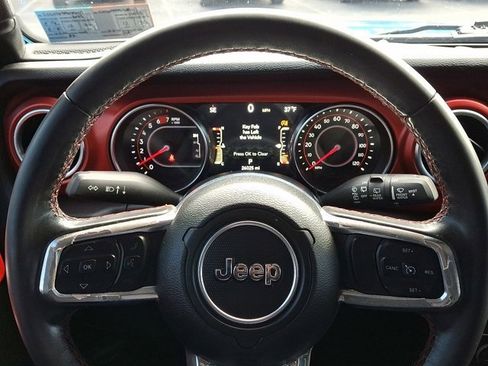 Certified 2021 Jeep Wrangler Unlimited Rubicon w/ Cold Weather Group image 22