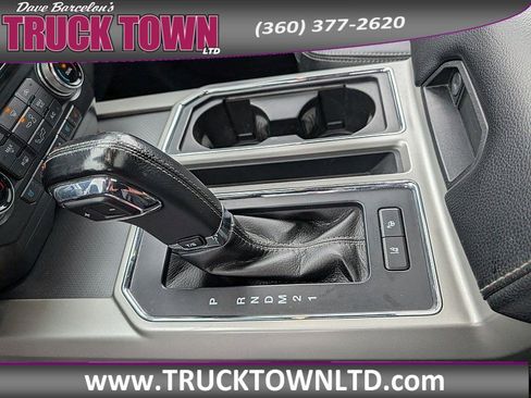 Used 2015 Ford F150 Lariat w/ Equipment Group 502A Luxury image 27