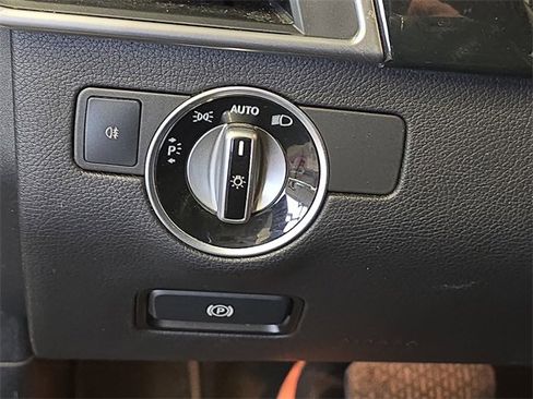 Used 2015 Mercedes-Benz ML 350 4MATIC image 29