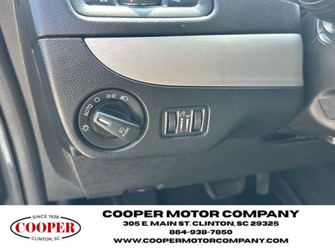 Used 2018 Dodge Grand Caravan GT FWD image 28