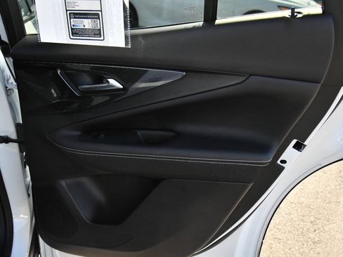 Used 2024 Chevrolet Blazer EV LT AWD/4WD image 48