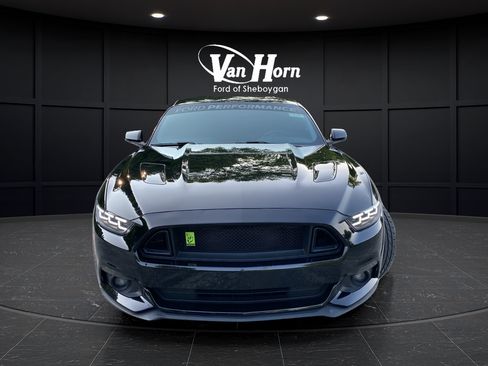 Used 2015 Ford Mustang GT Premium w/ Equipment Group 401A RWD image 2
