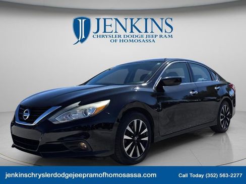 Used 2018 Nissan Altima 2.5 SV FWD image 10