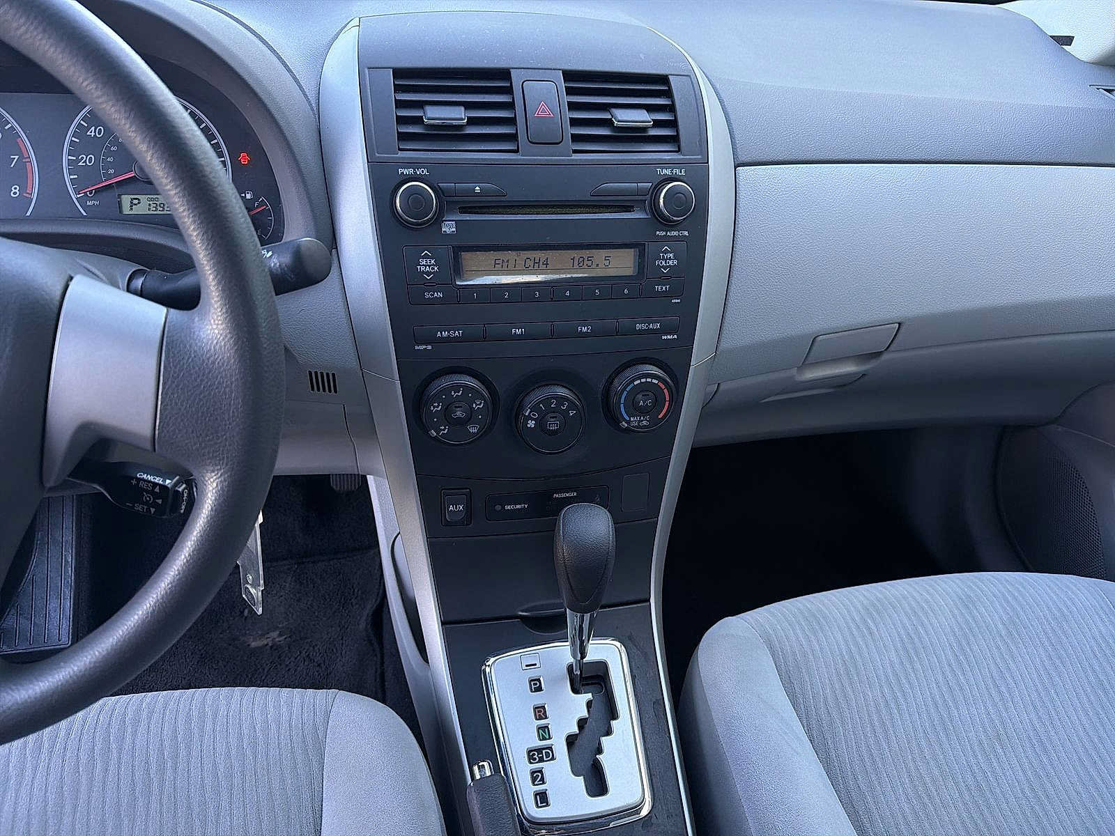 Used 2010 Toyota Corolla LE FWD image 24