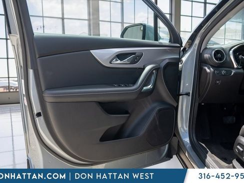 Used 2025 Chevrolet Blazer LT AWD/4WD image 20