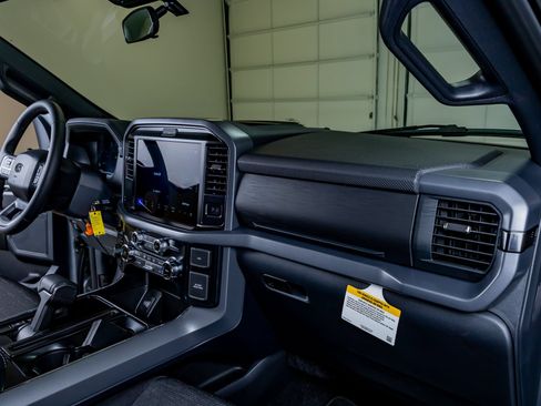 Used 2026 Ford F150 XLT w/ XLT Black Appearance Package AWD/4WD image 17