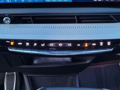 New 2026 Cadillac Optiq Sport 1 image 21