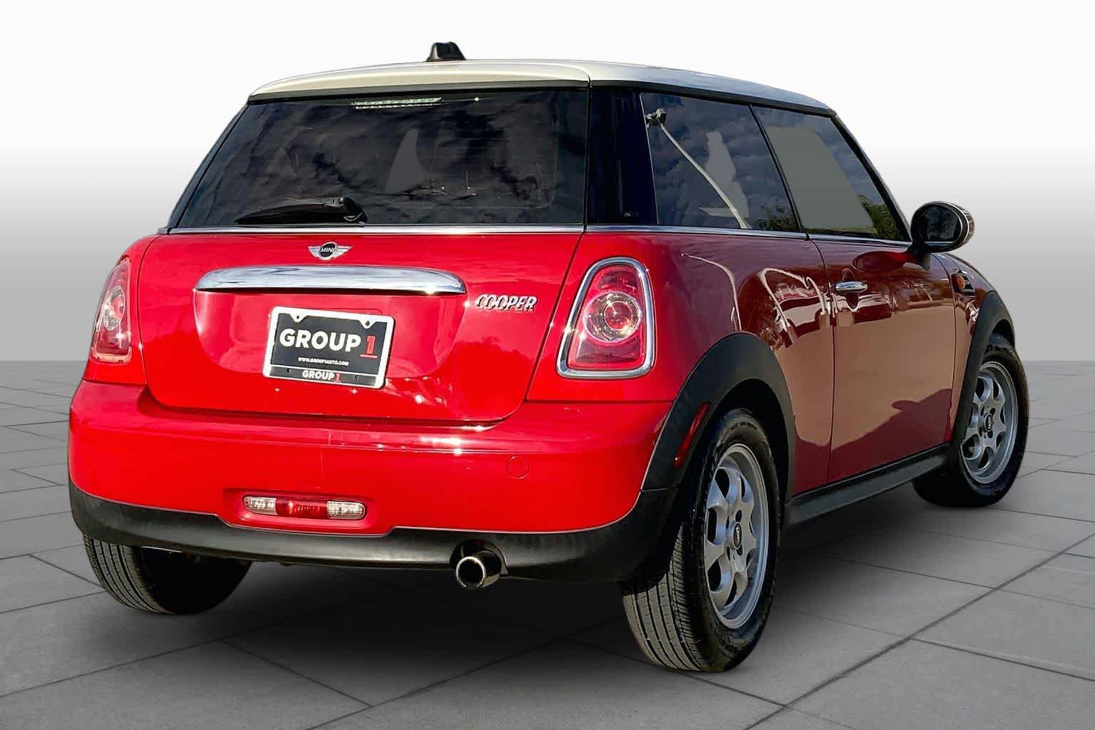 Used 2012 MINI Cooper Hardtop FWD image 12