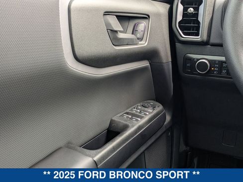 New 2025 Ford Bronco Sport Big Bend w/ Black Appearance Package AWD/4WD image 21