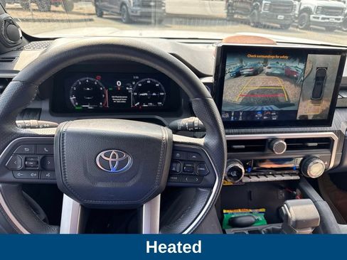 Used 2026 Toyota 4Runner Platinum AWD/4WD image 14