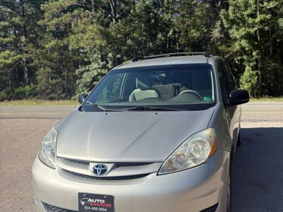 Used 2010 Toyota Sienna LE