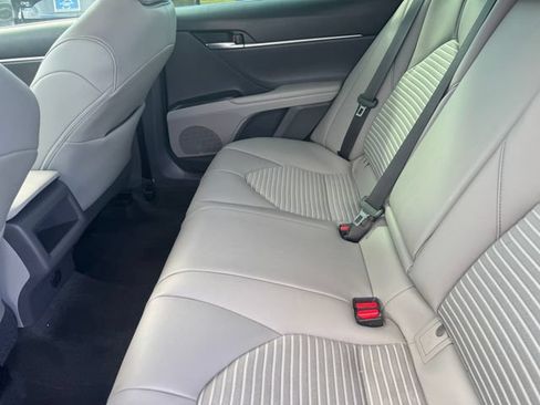 Used 2021 Toyota Camry SE FWD image 26