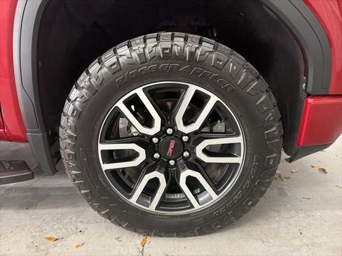 Used 2021 GMC Sierra 1500 AT4 image 11