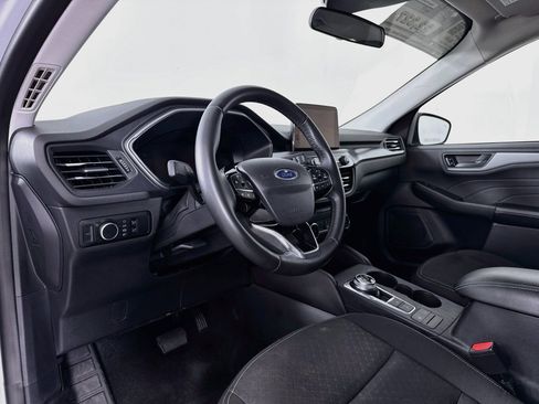Used 2024 Ford Escape Active AWD/4WD image 9
