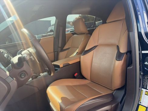 Used 2020 Lexus ES 350 w/ Premium Package image 12