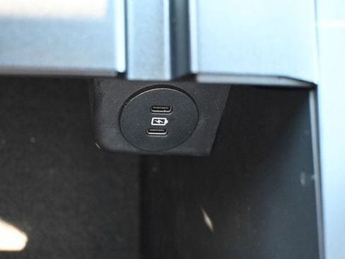 Used 2025 Ford Explorer ST AWD/4WD image 33