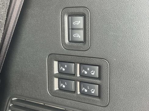 Used 2025 Nissan Armada Platinum Reserve w/ Convenience Package AWD/4WD image 13