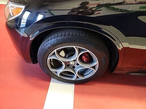 Used 2020 Alfa Romeo Stelvio Sport w/ Quick Order Package 22J Sport image 13