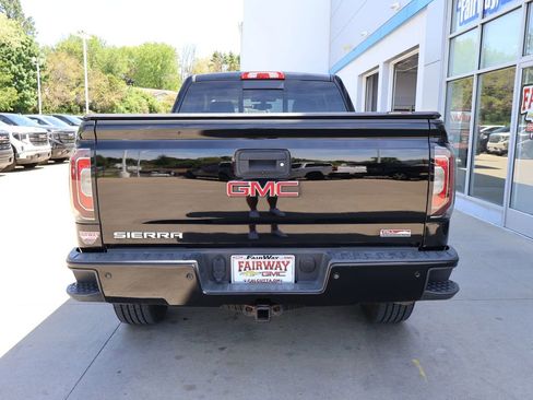 Used 2017 GMC Sierra 1500 SLT AWD/4WD image 9