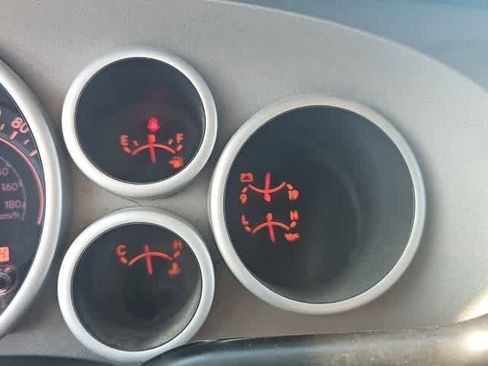 Used 2012 Toyota Tundra 4x4 CrewMax image 13