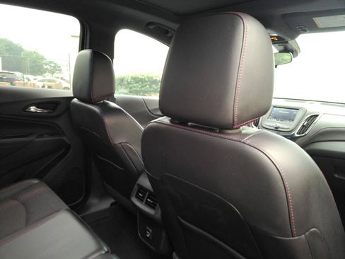 Used 2023 Chevrolet Equinox RS AWD/4WD image 19