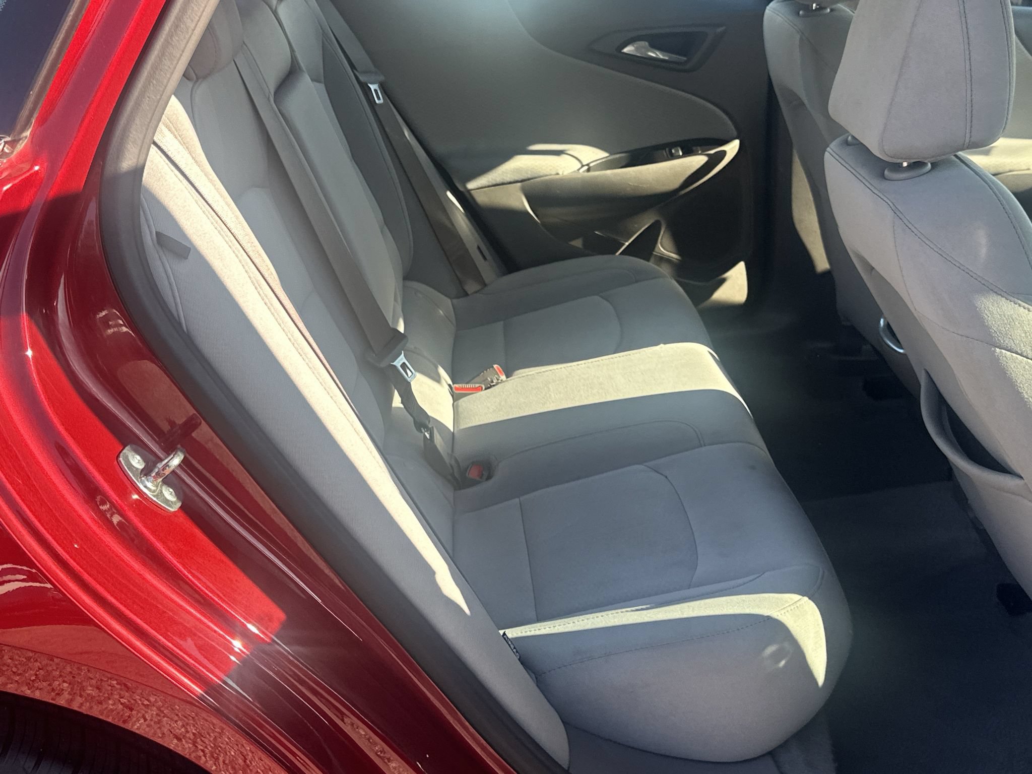 Used 2025 Chevrolet Malibu LT FWD image 15
