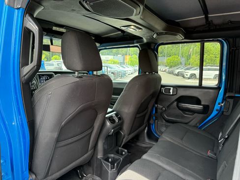 Used 2022 Jeep Wrangler Unlimited Sport AWD/4WD image 25