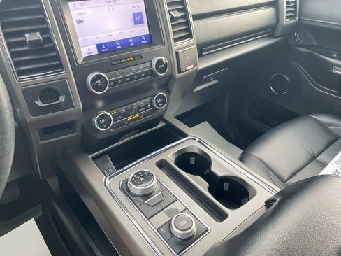 Certified 2020 Ford Expedition XLT w/ Equipment Group 201A AWD/4WD image 31